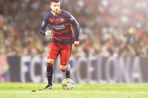 九游app最新版下载安装-Scout巅峰对决，Uzi与雄鹿激战60分钟，挺进下一轮胜负难料